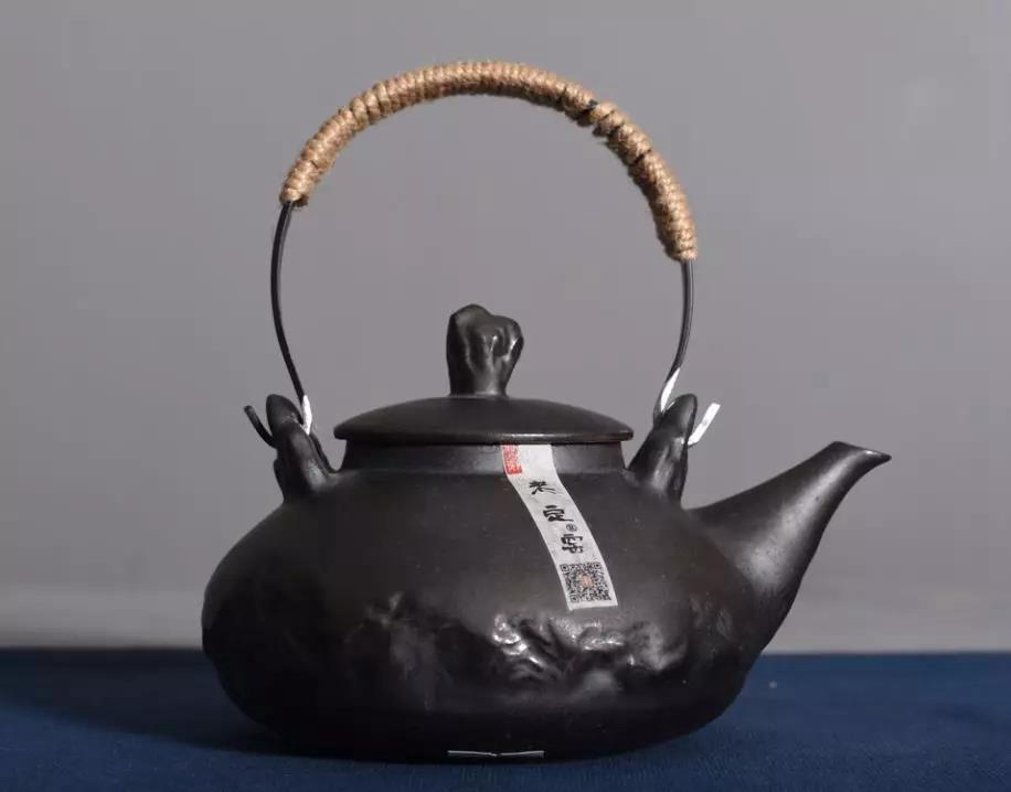 愛茶之人，怎能沒有一把提梁壺？